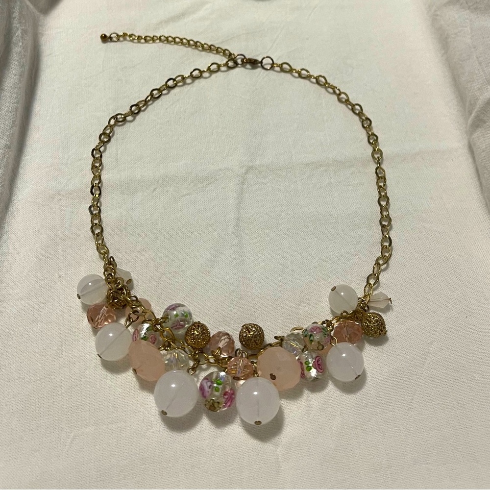 Beautiful Gold-Tone Necklace with Floral Gold Pink and White Beads